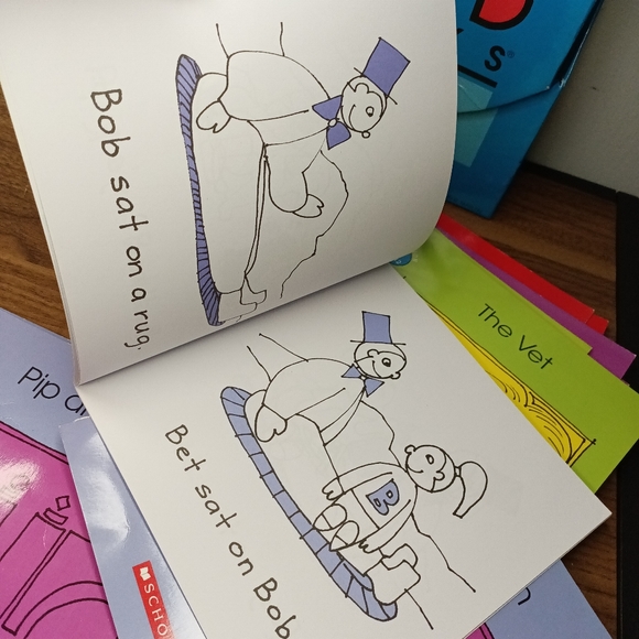 Bob Books Beginning Readers Paperback Books Set - Picture 13 of 13